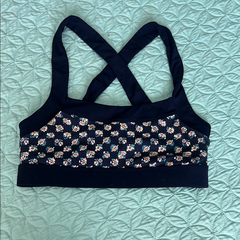 Fabletics cute navy daisy print bra